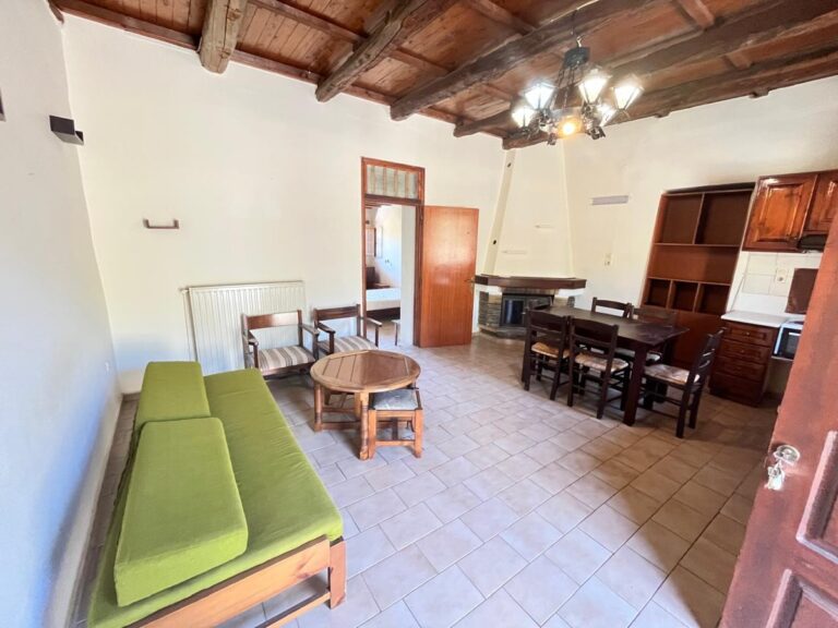 2 Long-Term Rentals in Vryses Village - 34