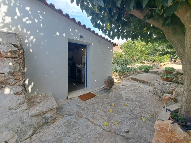Long-Term Rental, Traditional House in Armenoi - 3