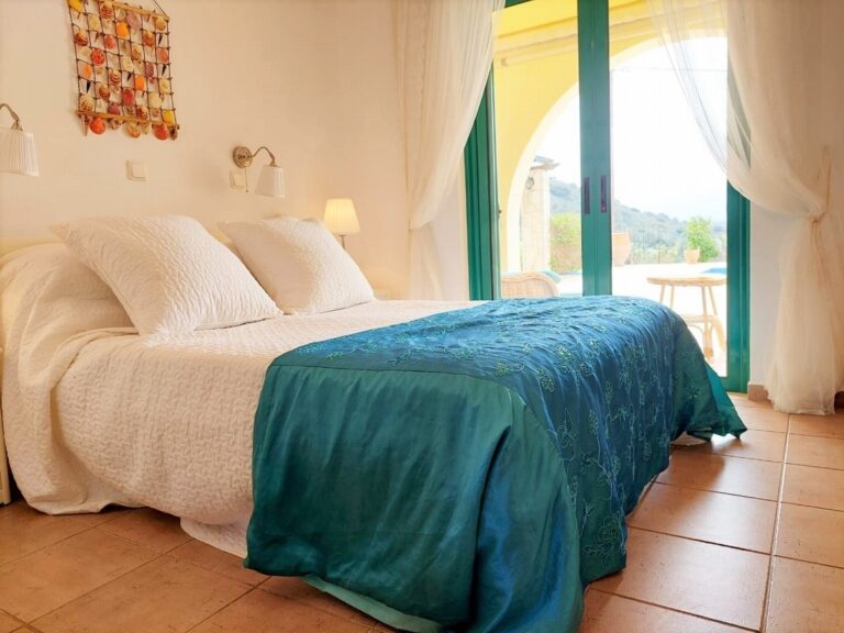 This 4‑bedroom detached villa For Winter Rental - 4