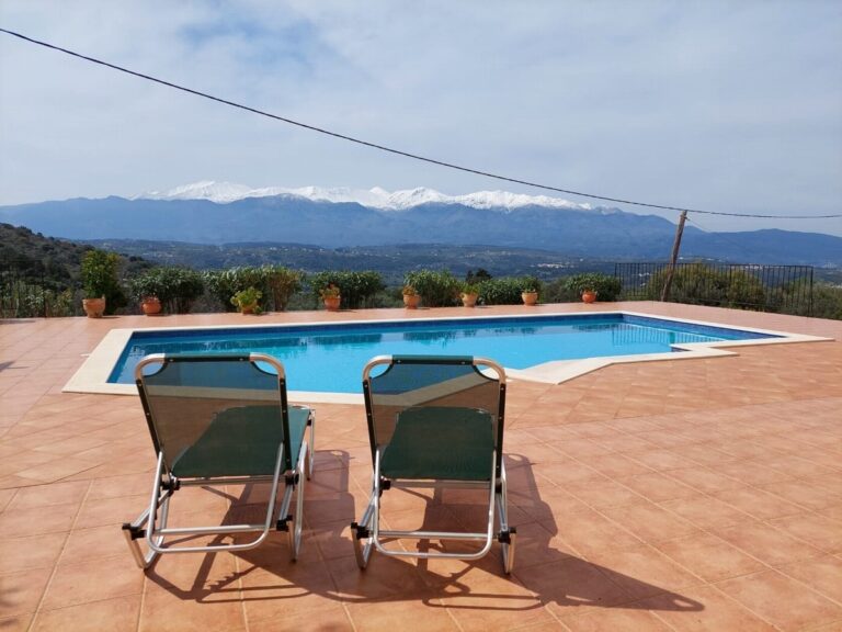 This 4‑bedroom detached villa For Winter Rental - 2