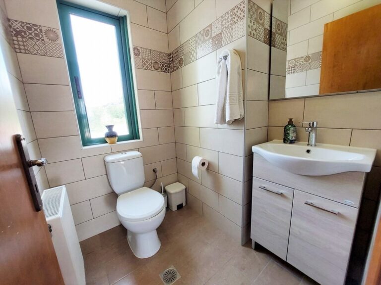 This 4‑bedroom detached villa For Winter Rental - 39