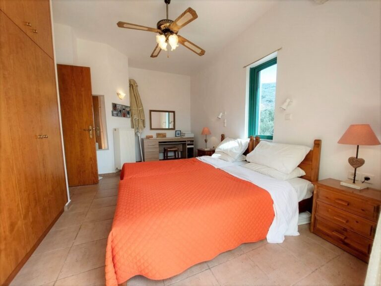 This 4‑bedroom detached villa For Winter Rental - 10