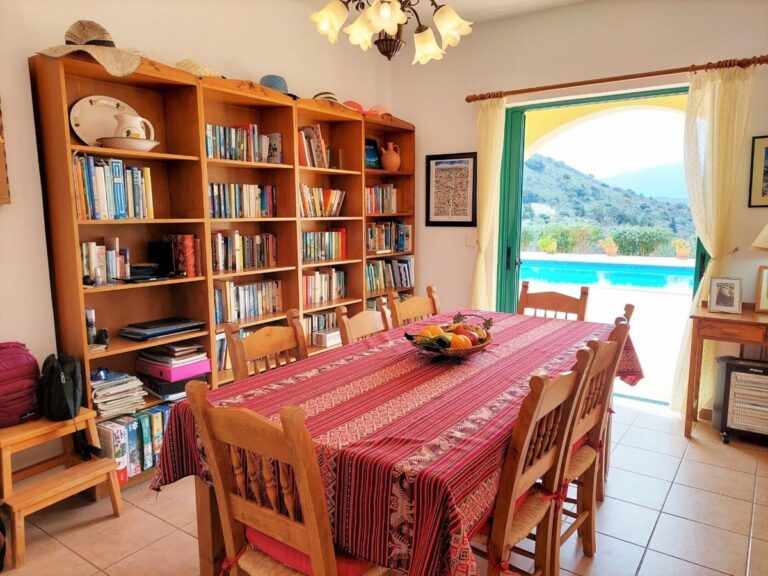 This 4‑bedroom detached villa For Winter Rental - 12