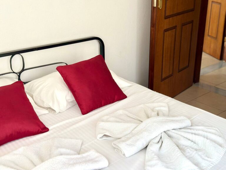 Great Opportunity – 3 Bed House With 2 Shared Pools Walking Distance To Beach Of Almyrida - 21