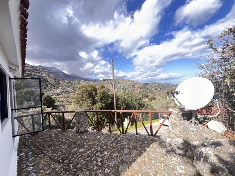 Fully Furnished 2-Bedroom Home with Mezzanine & Panoramic Views in Apokoronas - 31