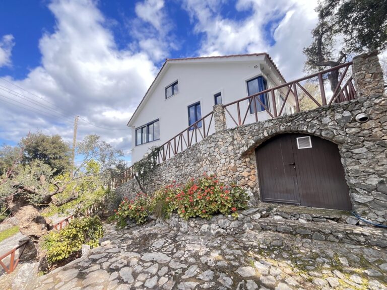 Fully Furnished 2-Bedroom Home with Mezzanine & Panoramic Views in Apokoronas - 39