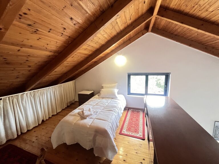 Fully Furnished 2-Bedroom Home with Mezzanine & Panoramic Views in Apokoronas - 11