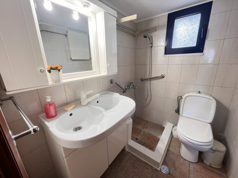 Fully Furnished 2-Bedroom Home with Mezzanine & Panoramic Views in Apokoronas - 4