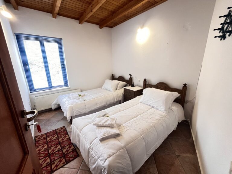 Fully Furnished 2-Bedroom Home with Mezzanine & Panoramic Views in Apokoronas - 17