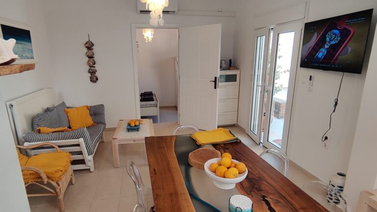THE CRETE BEACH HOUSE A truly unique holiday at Kalyves - 12