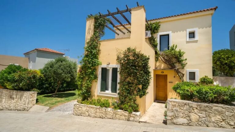 Holiday Home with Private Pool Near Lake Kournas - 13