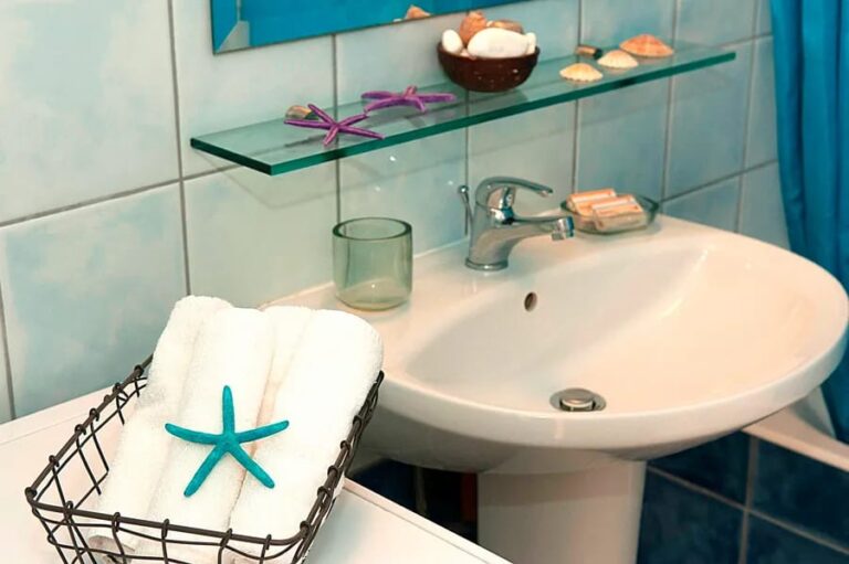 Holiday Home with Private Pool Near Lake Kournas - 4
