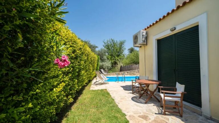 Holiday Home with Private Pool Near Lake Kournas - 15